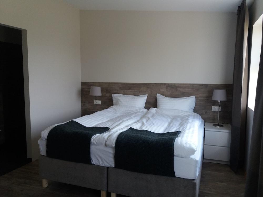 Hotel VOS