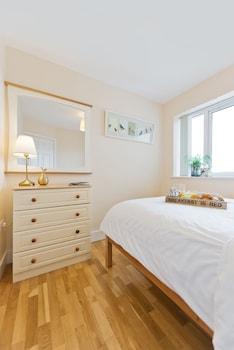 Pearse Street Suites