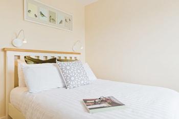 Pearse Street Suites
