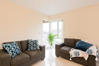 Pearse Street Suites