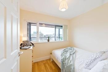 Pearse Street Suites