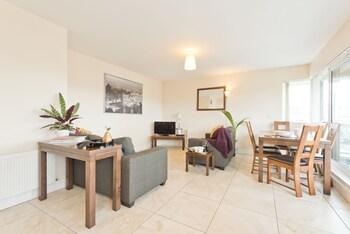 Pearse Street Suites