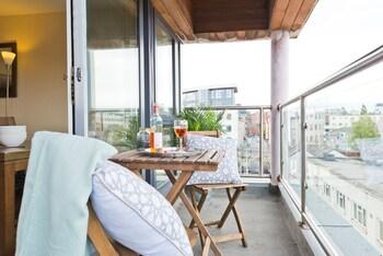 Pearse Street Suites