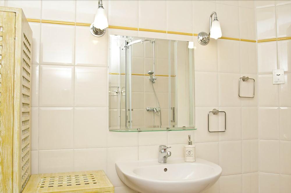 Luxury Keizersgracht Group House
