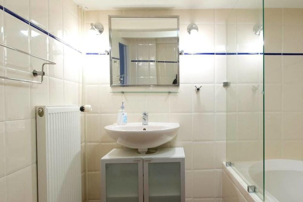 Luxury Keizersgracht Group House