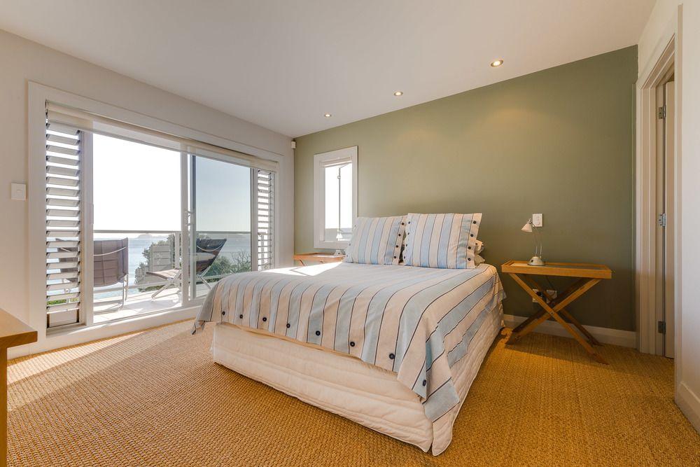 Sea Breeze Lodge
