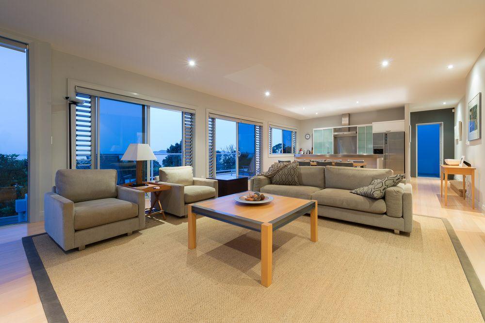 Sea Breeze Lodge