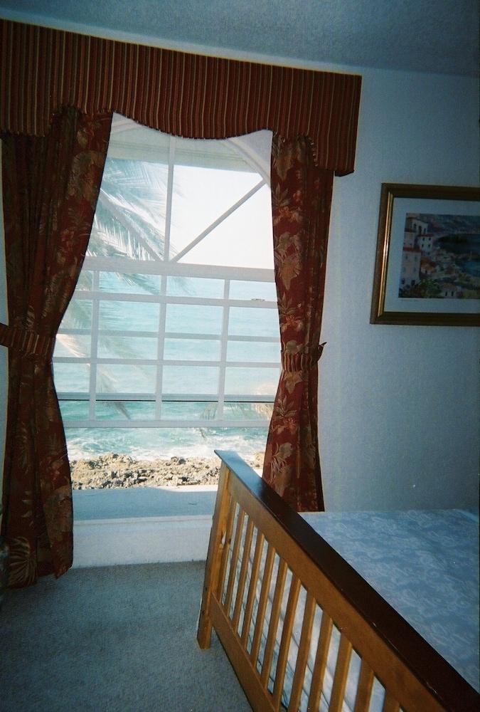Delaporte Point Townhouse