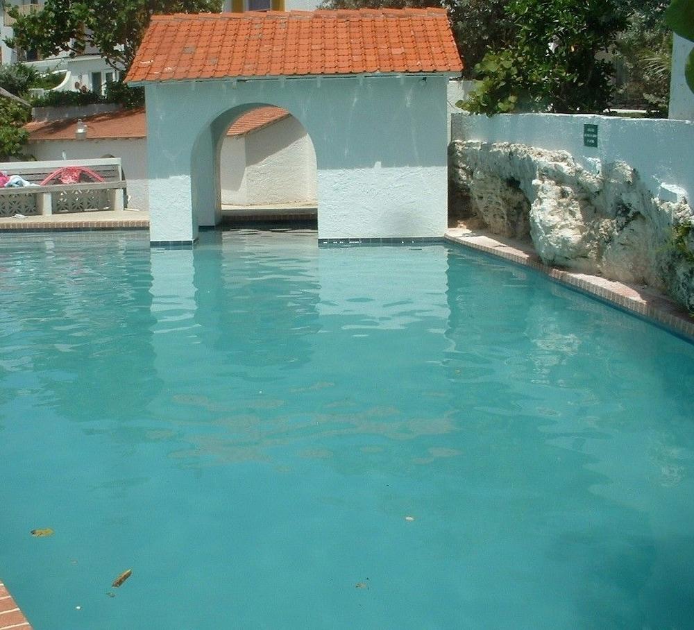 Delaporte Point Townhouse