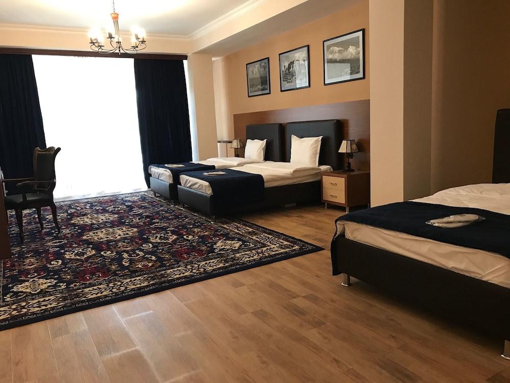 Hotel Plaza Viktoria