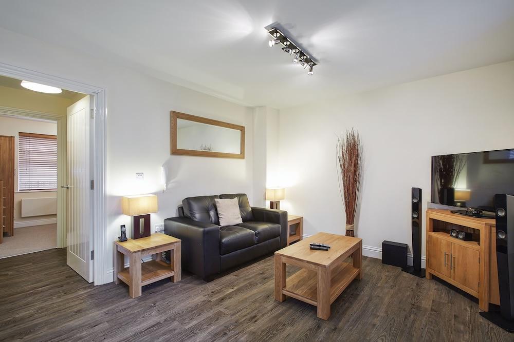 Swan Place Apartments By Esa