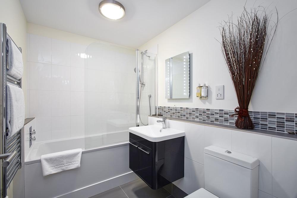 Swan Place Apartments By Esa