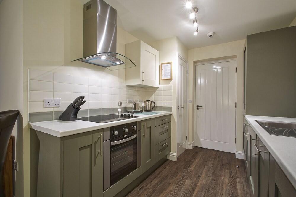 Swan Place Apartments By Esa