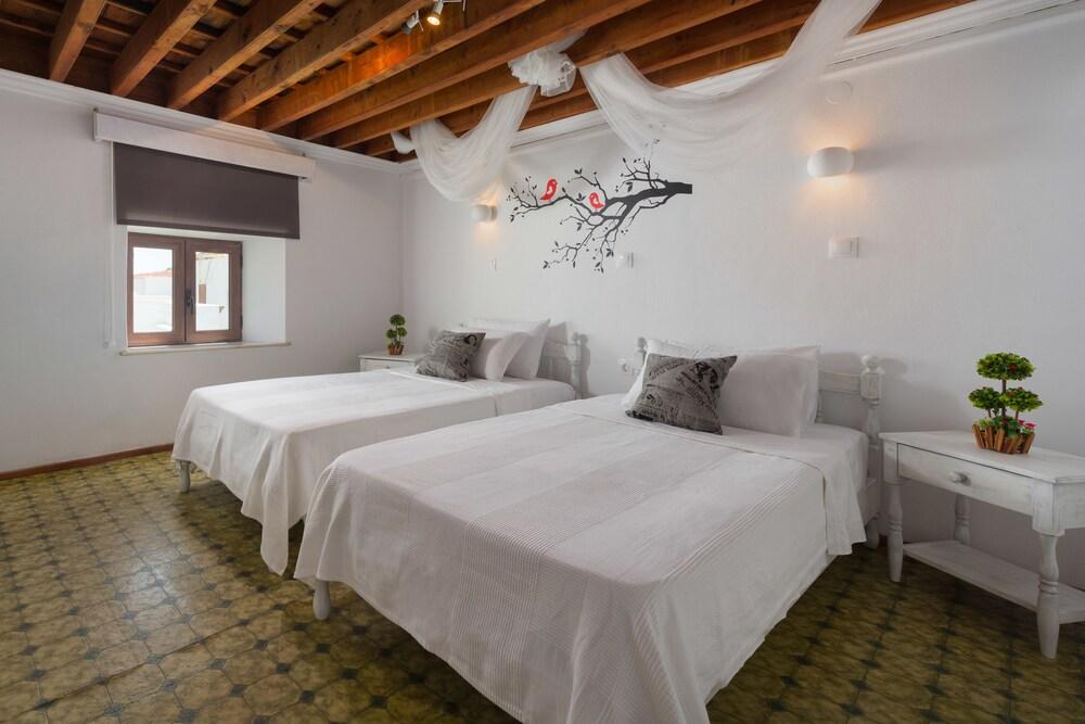 Lindos Citrin Studios