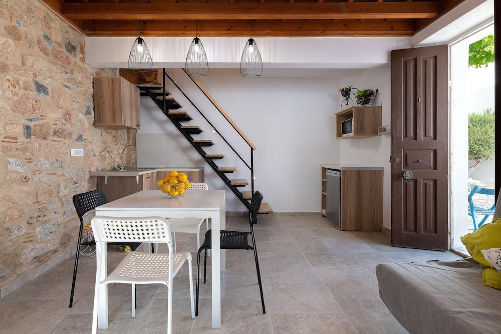 Lindos Citrin Studios