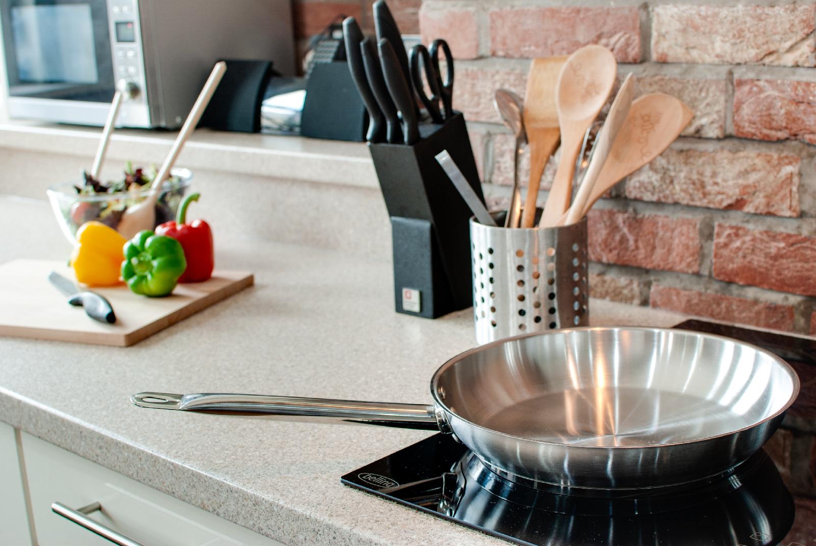 Base Serviced Apartments - Sir Thomas Street