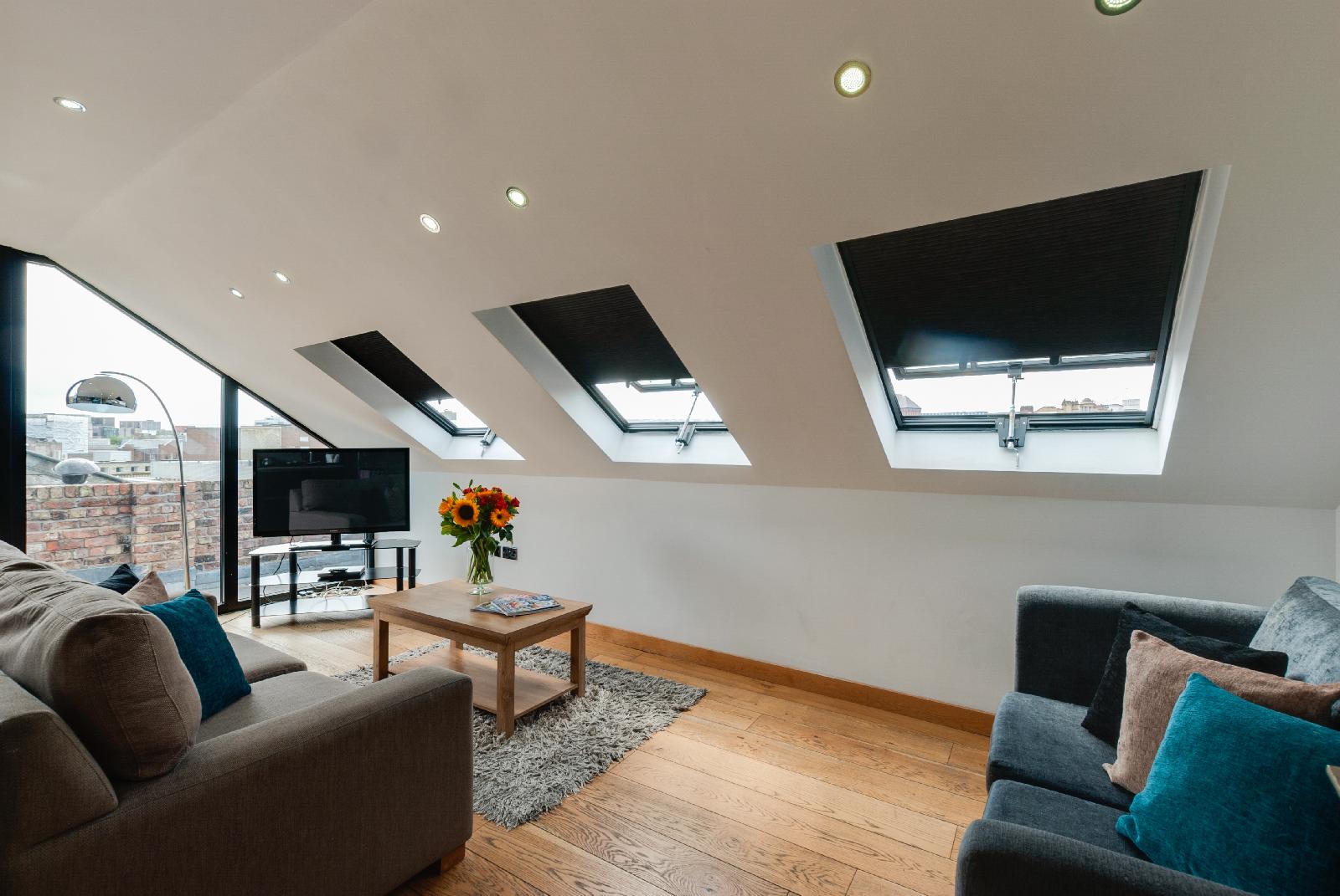Base Serviced Apartments - Sir Thomas Street
