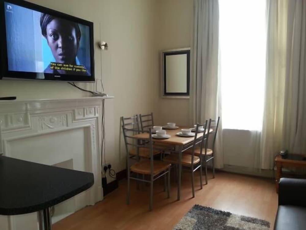 Kensington and Chelsea Apartment