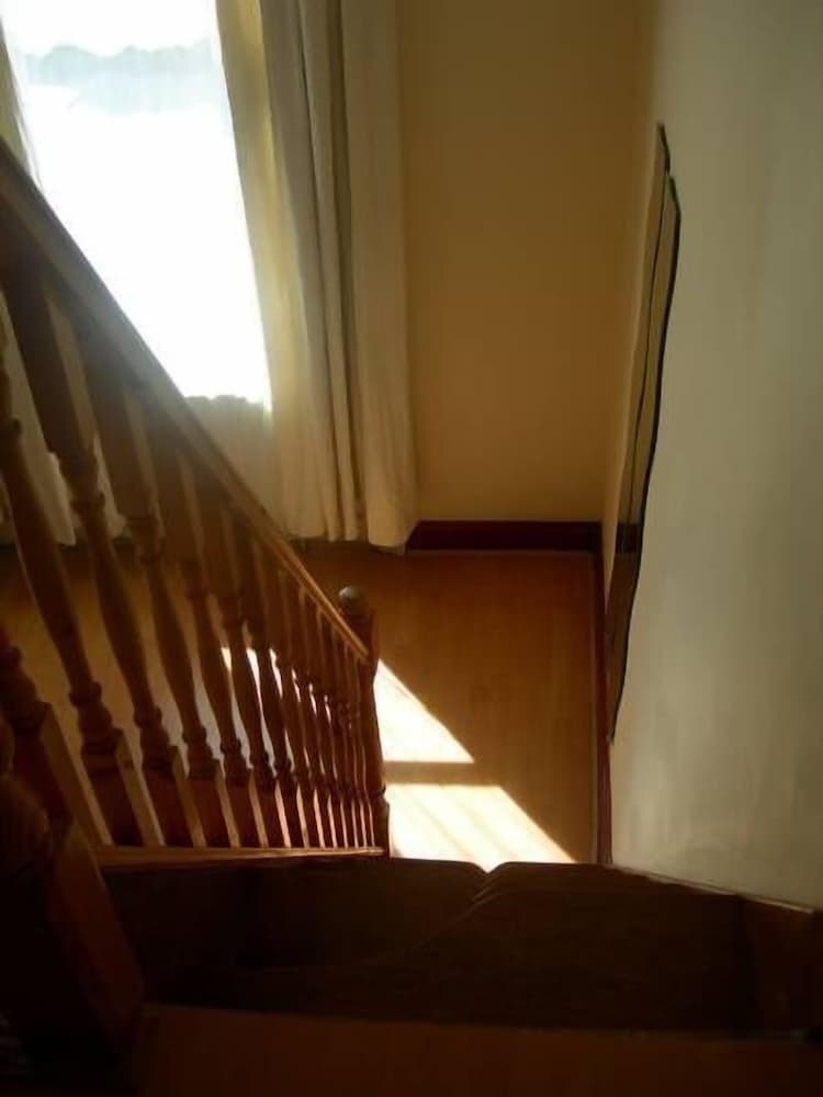 Kensington and Chelsea Apartment
