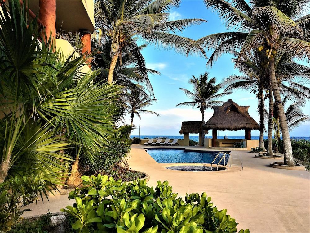 Costa Maya Villas Luxury Condos
