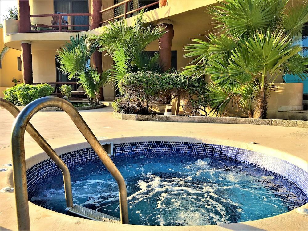 Costa Maya Villas Luxury Condos