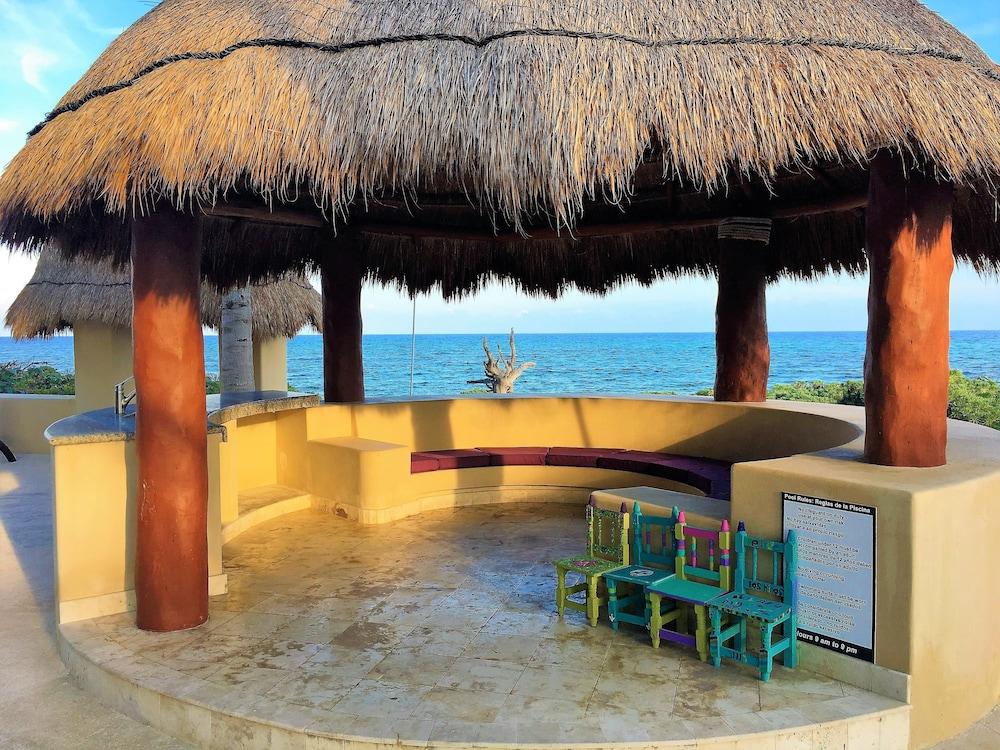 Costa Maya Villas Luxury Condos