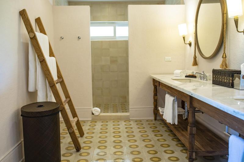 Itz'ana Resort & Residences