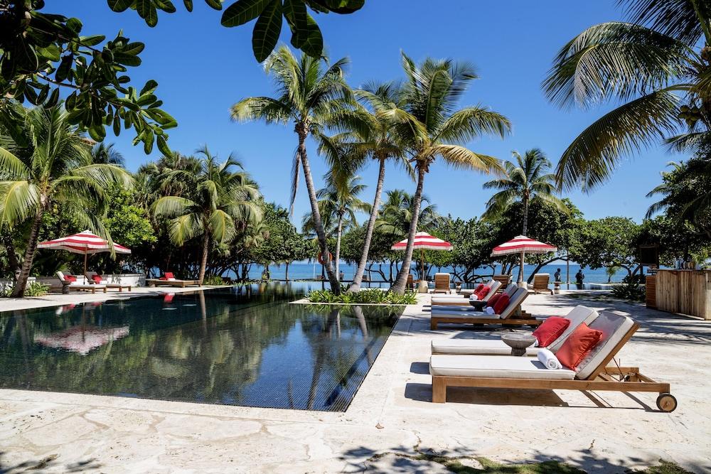 Itz'ana Resort & Residences
