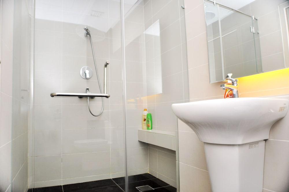 Airporter Bukit Bintang Residence