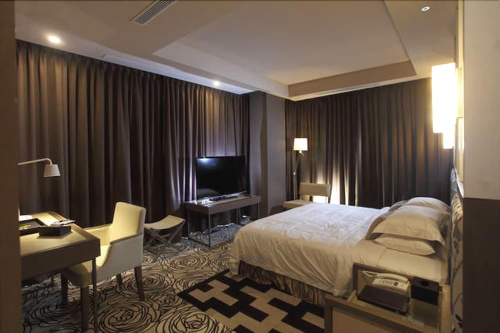 Sembilan Suites by Subhome
