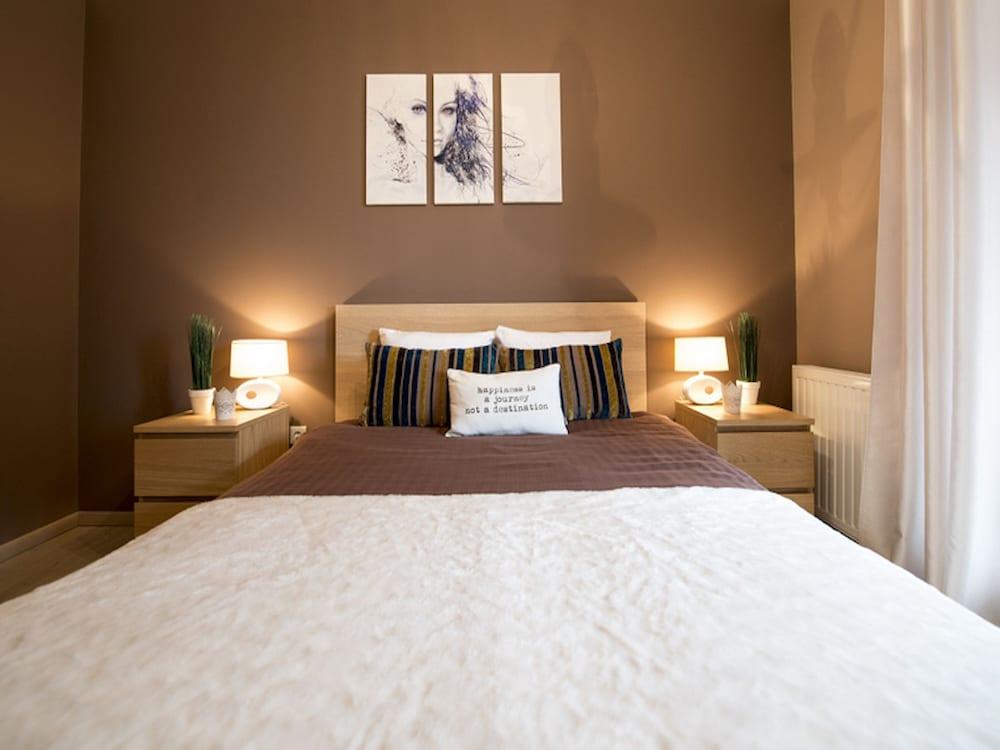 Ekoidea Apartmets Bohaterów Getta Square