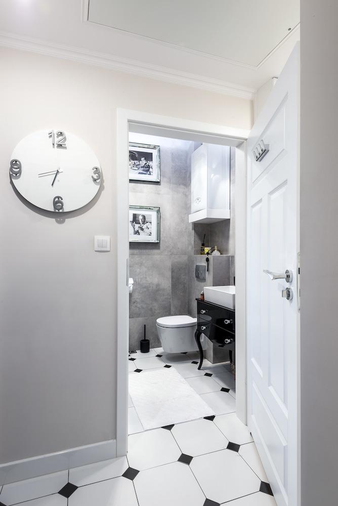 Ekoidea Apartmets Bohaterów Getta Square