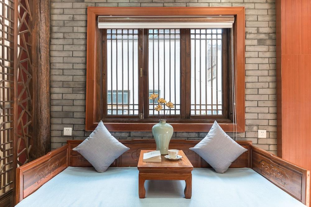 Lijiang He Mu Ju Inn Fairview Branch