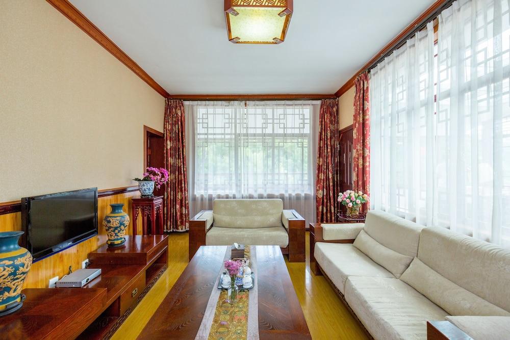 Lijiang He Mu Ju Inn Fairview Branch