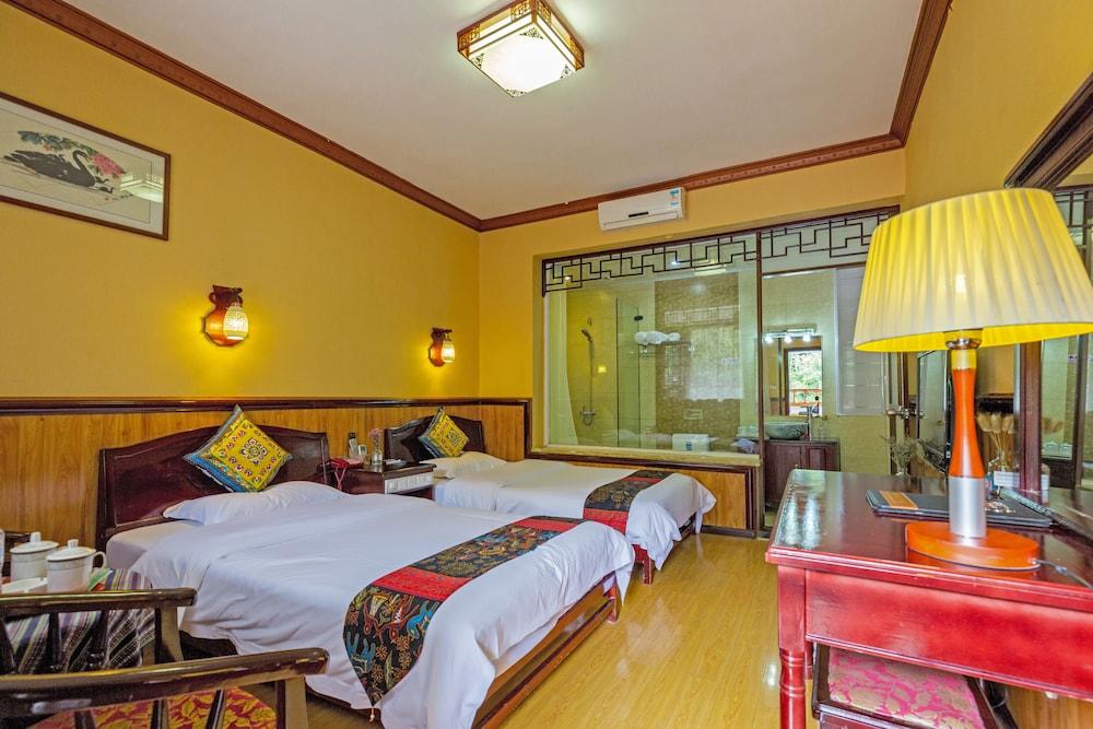 Lijiang He Mu Ju Inn Fairview Branch