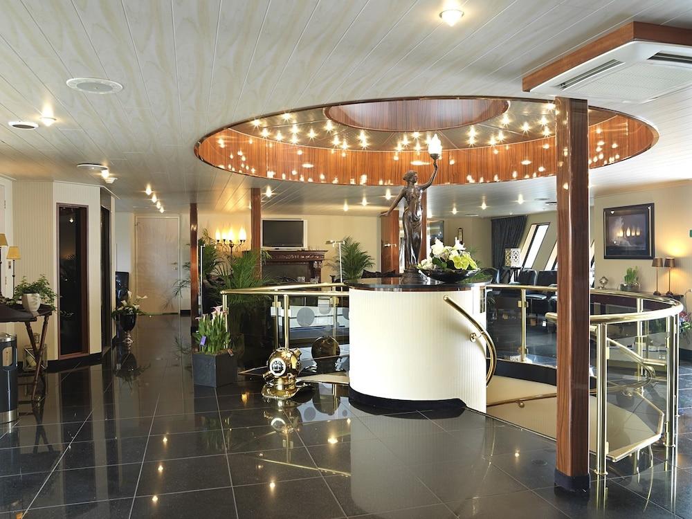 Crossgates Hotelship Altstadt Köln