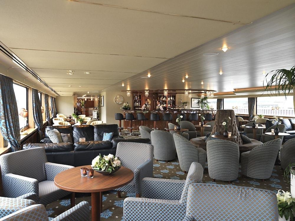 Crossgates Hotelship Altstadt Köln