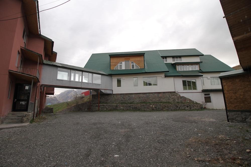 Freerider Hotel