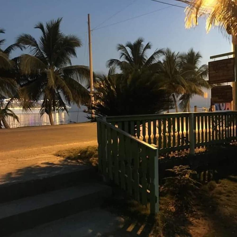 G's Place