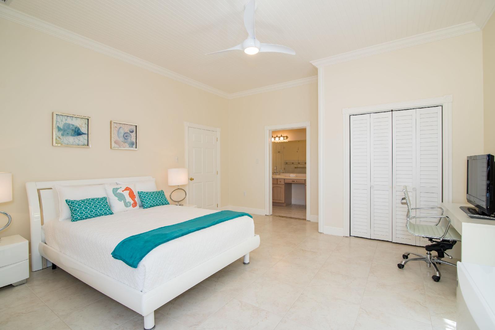 Sprat Bay Luxury Villa