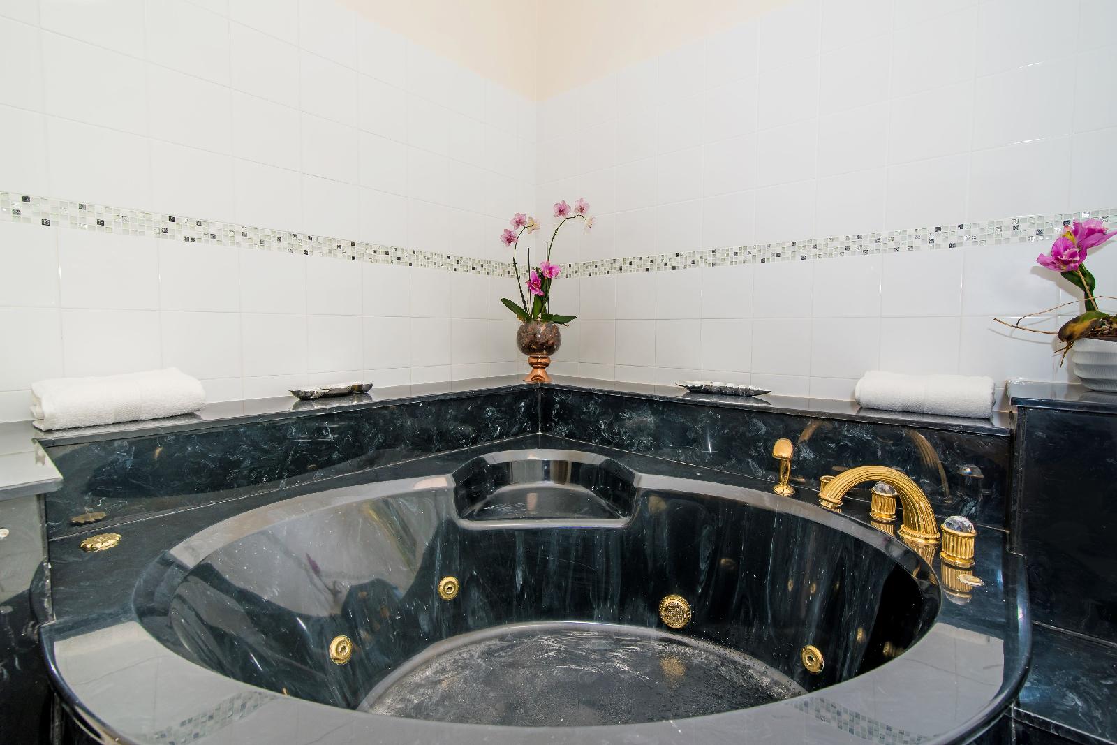 Sprat Bay Luxury Villa