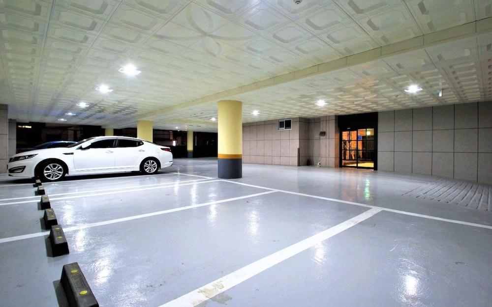 Instar Hotel Yangsan