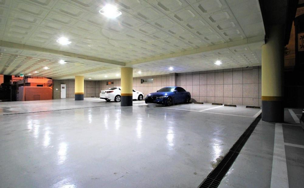 Instar Hotel Yangsan