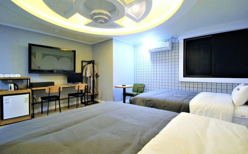 Instar Hotel Yangsan