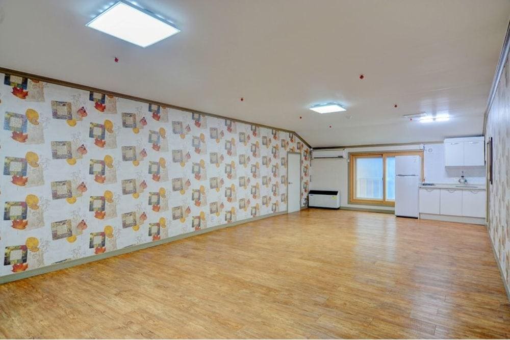 Sungbochon Youth Hostel