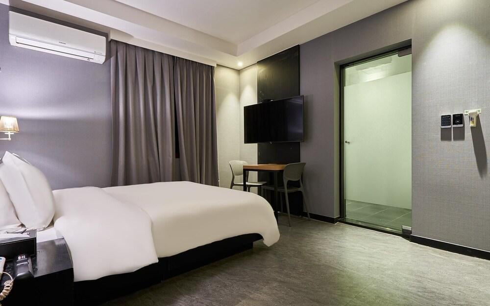 Boutique Hotel XYM