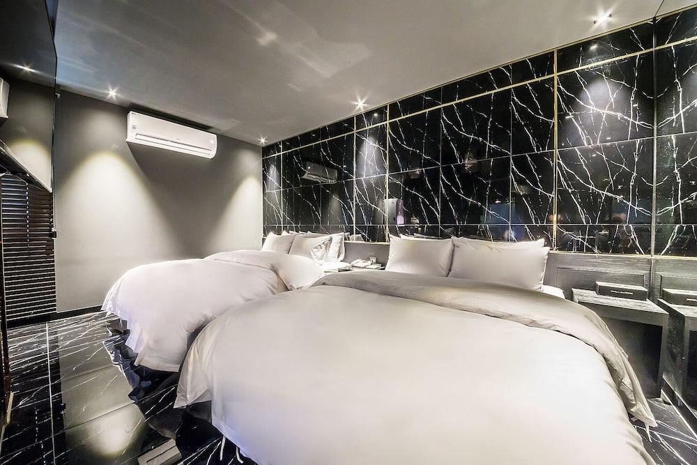 Boutique Hotel XYM