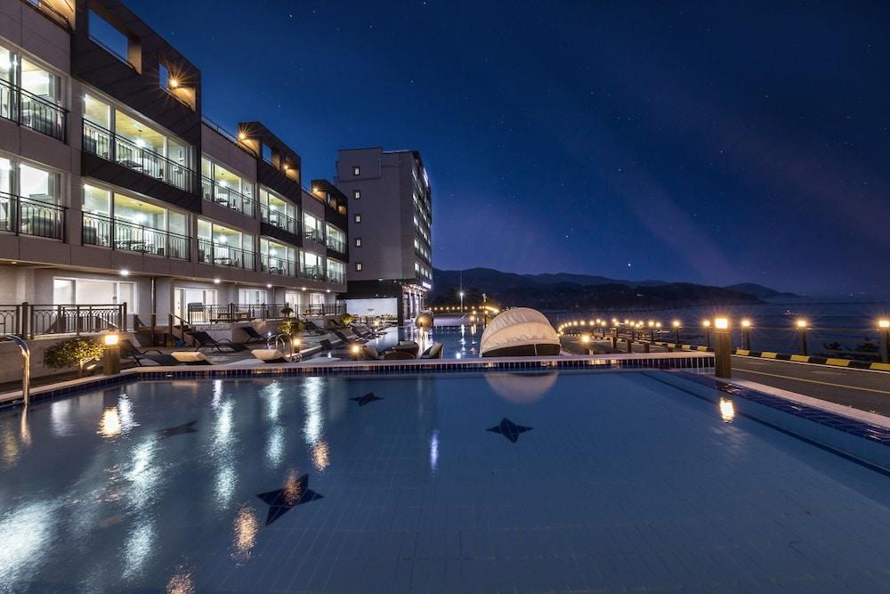 Aria Pension Resort