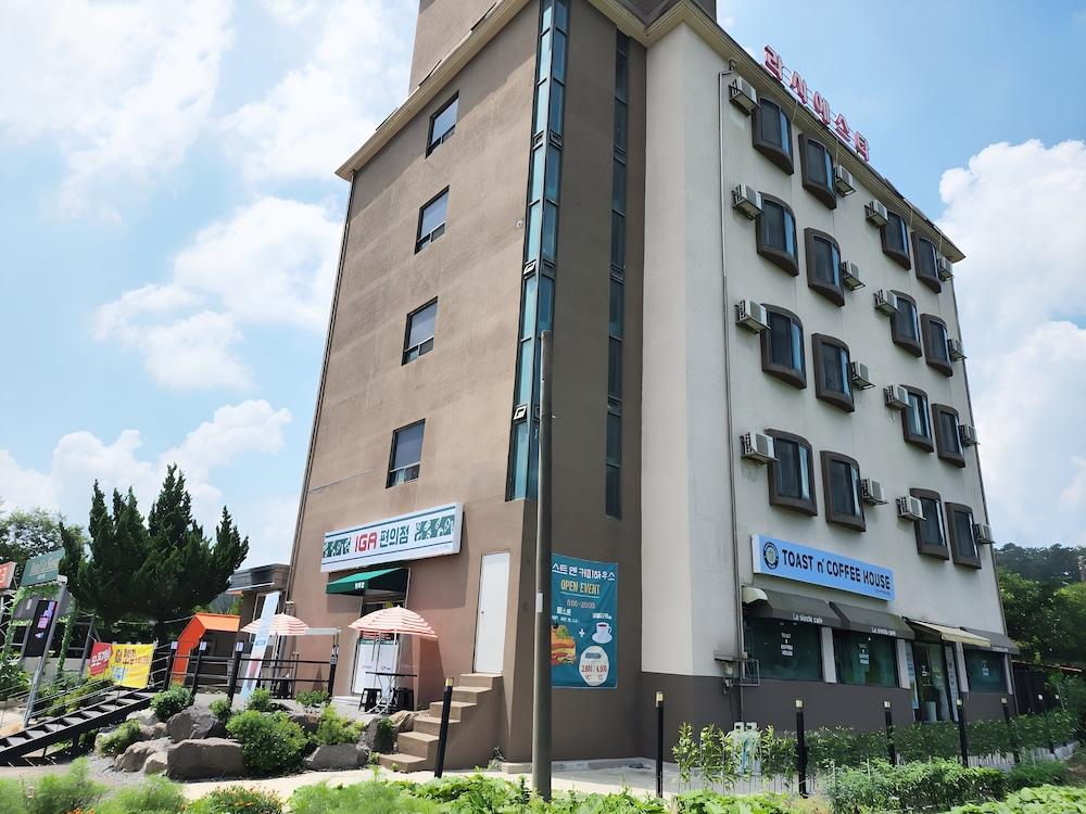 La Siesta Hotel