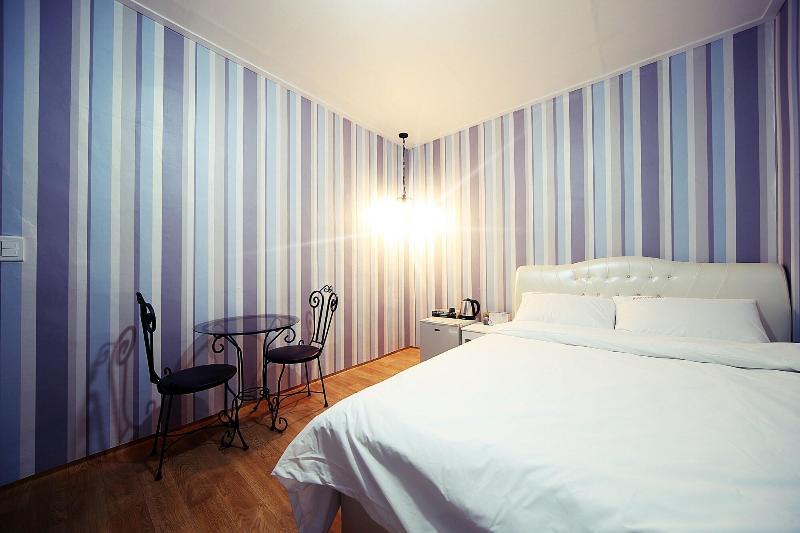 La Siesta Hotel